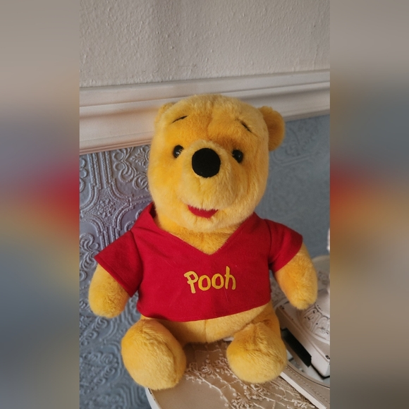 Vintage talking Winnie the Pooh Bear - Picture 1 of 3